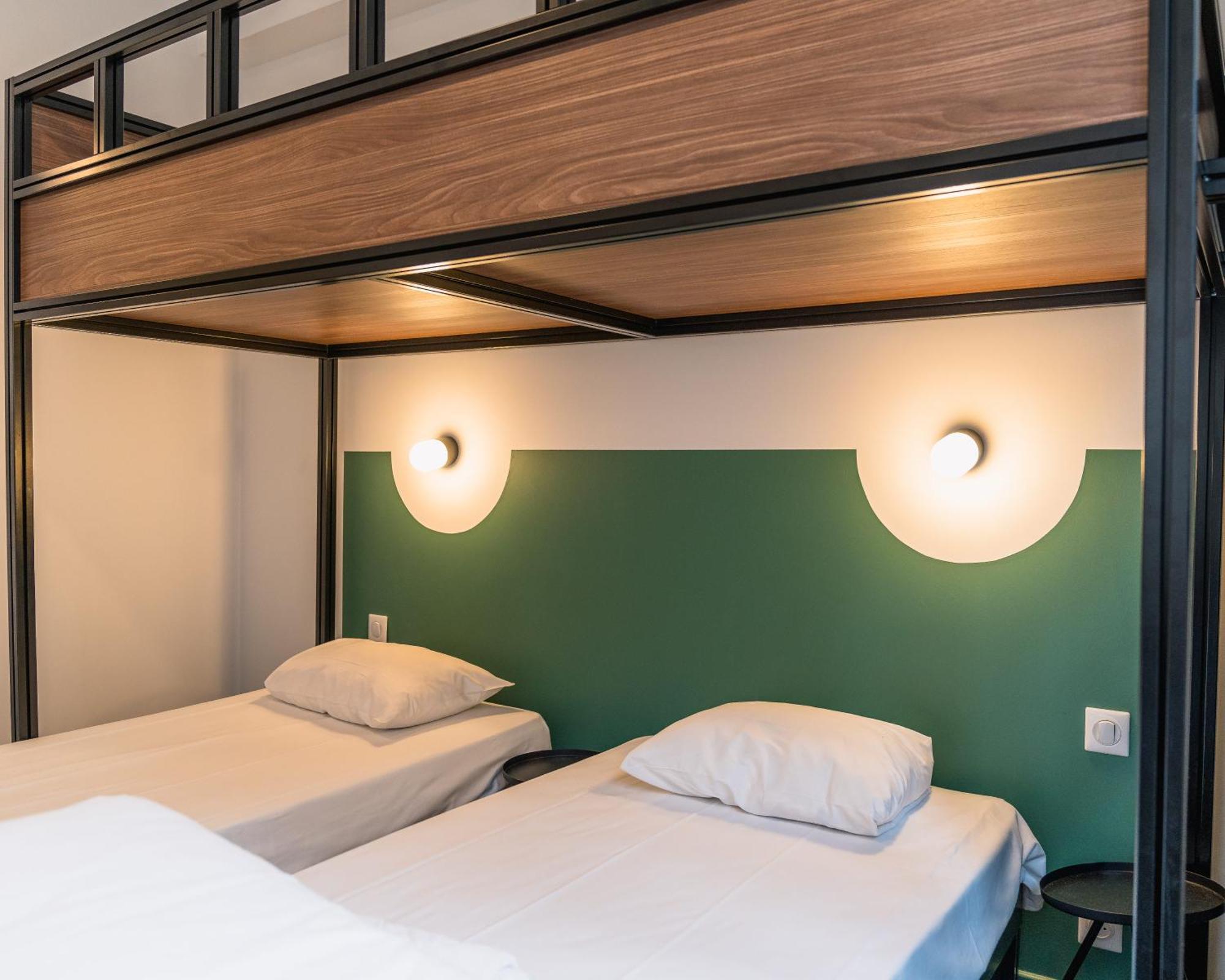 Beau M Paris Hostel Exterior photo